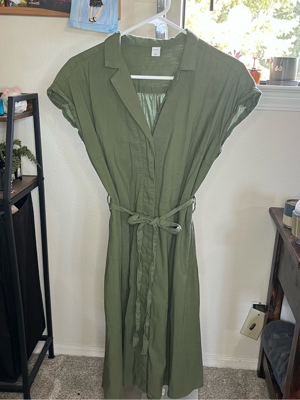 Old Navy Olive Green Tie-Waist Midi Dress